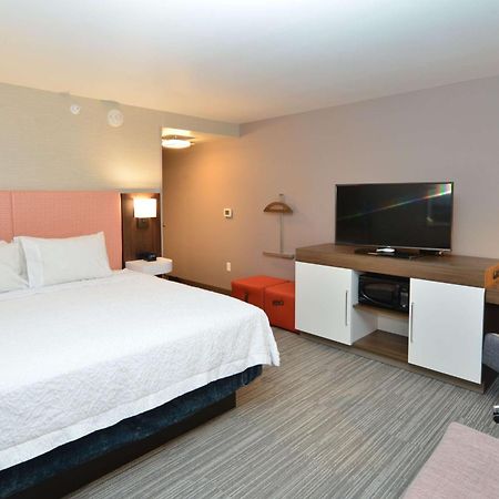 Hampton Inn & Suites Menomonie-Uw Stout Exterior foto