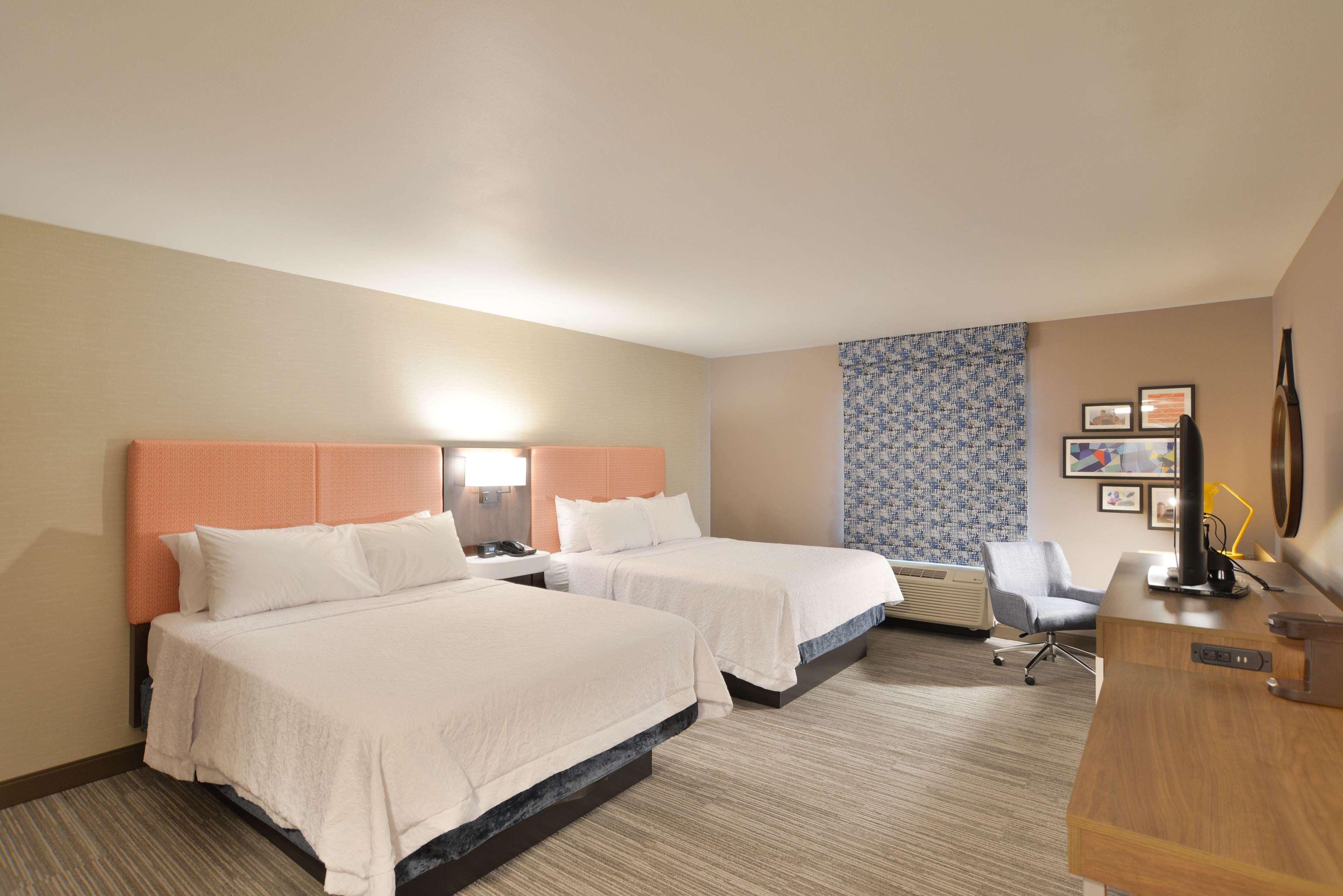 Hampton Inn & Suites Menomonie-Uw Stout Exterior foto